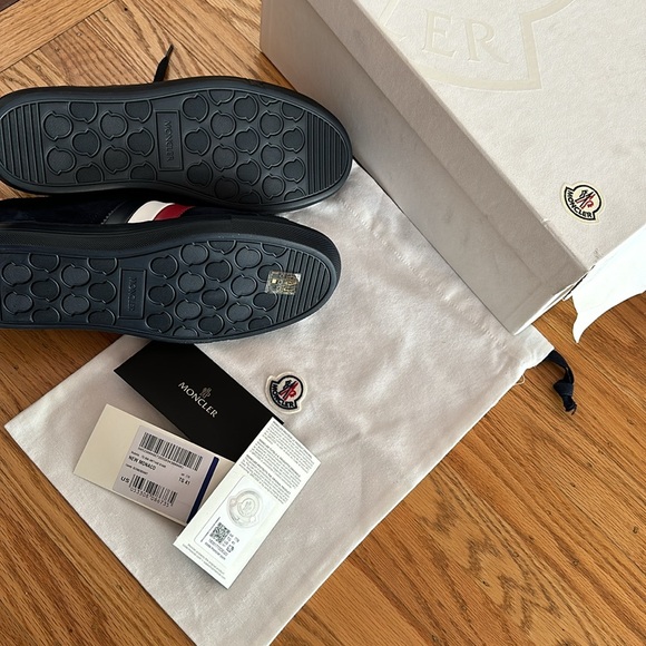 Moncler - Authentic new Monaco suede sneakers (size EU 41/US 8) - NWT - Picture 6 of 9